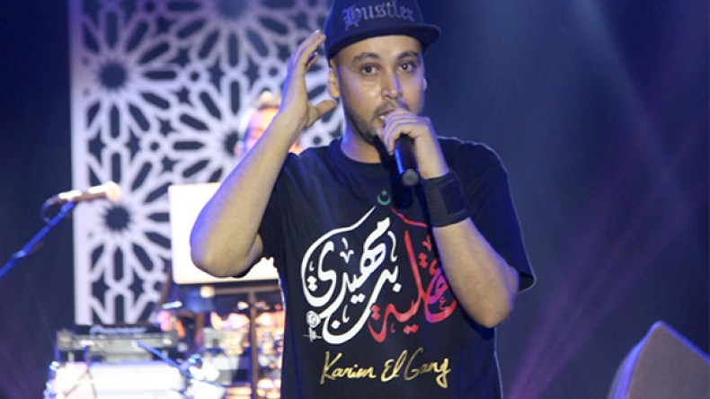 “الجزائريون عربا وأمازيغ لا يعترفون بشيء اسمه دولة إسرائيل”