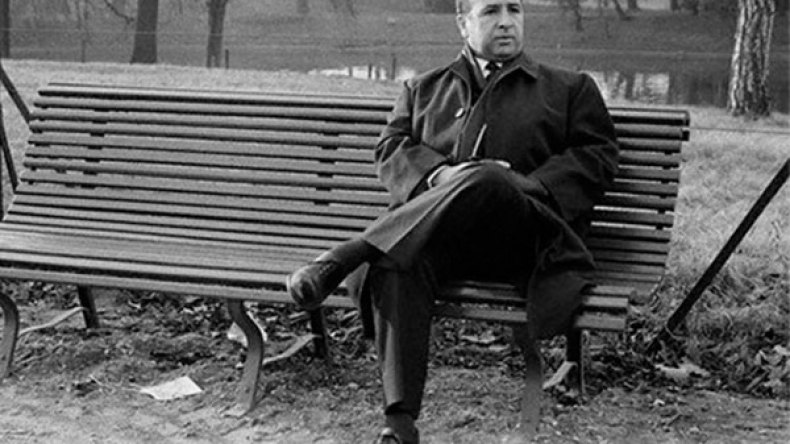 كريم بلقاسم طلب من فريد علي ترك السلاح والاهتمام بالأغنية الملتزمة