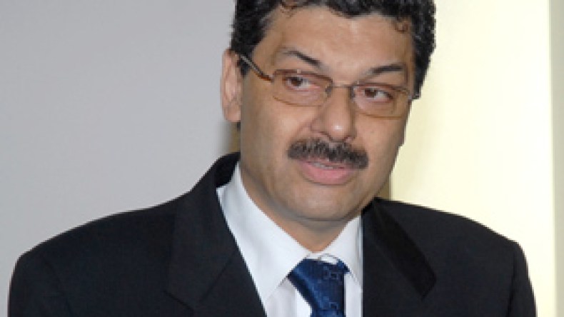 المصادقة على برنامج النمو الاقتصادي لإطلاق مشاريع “شعبية” جديدة