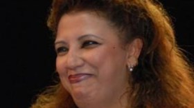 كريمة الصغيرة تفتح النار على القائمين على مهرجان “جميلة” العربي