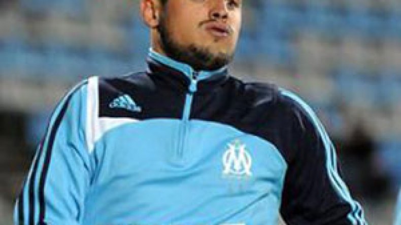 كريم زياني يلعب 90 دقيقة مع ناديه الجديد في البطولة التركية