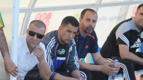 “مقصلة الإقالة” تتربص بالمدربين وقانون الفاف “يحمي” الأندية