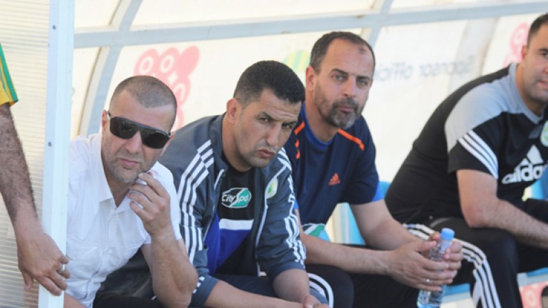 حناشي يقرر إقالة كاروف وبن زكري أكبر مرشح لخلافته