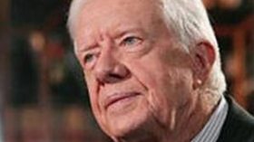 كارتر: إسرائيل تمتلك 150 قنبلة نووية