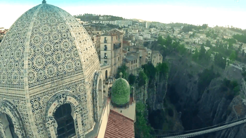 المجتمع القسنطيني موضوع لكتاب جديد لعمار بوطبة