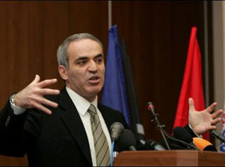 Kasparov sur l’échiquier politique russe