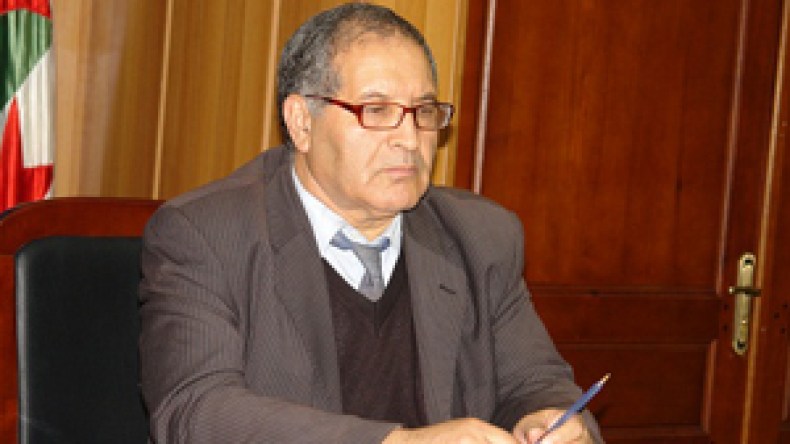 الأفلان يحتج لدى الحكومة على “إختطاف” الأحزاب لتسمية “الجبهة”