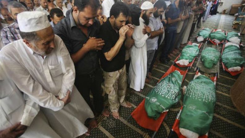 القسام تنعي ثلاثة من قادتها استشهدوا في قصف إسرائيلي