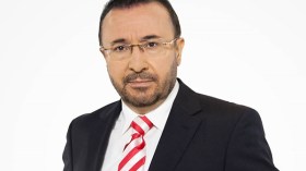 جزائريون يقصفون فيصل القاسم.. ويرددون: “عرفنا الربيع قبلكم”!