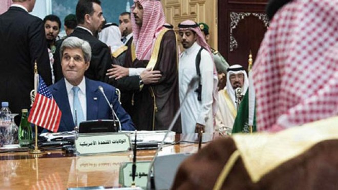 كيري يؤكد استبعاد إيران من التحالف ضد تنظيم الدولة