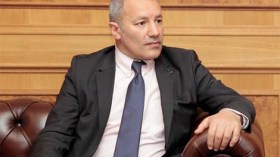 سفير فرنسي من أصول جزائرية يستقيل بسبب العنصرية