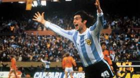 كامباس.. وبعده مارادونا وميسي