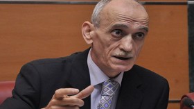 قرباج: لا يمكننا تغيير قانون العمل.. وللأندية الحق في “تغيير” مدربيها