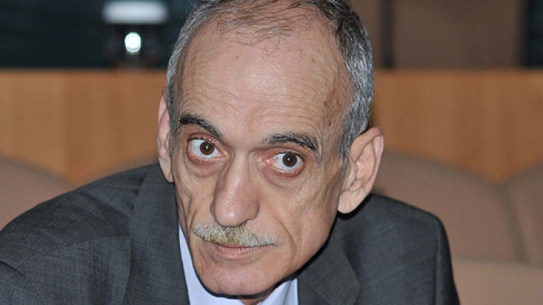 قرباج يرد على بيطام: إذا كانت لديك رسائل قصيرة مرسلة من هاتفي فعليك بكشفها