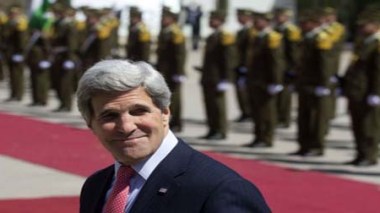 John Kerry en visite surprise à Bagdad