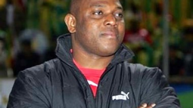 Algeria deserves victory over Mali, says coach Keshi