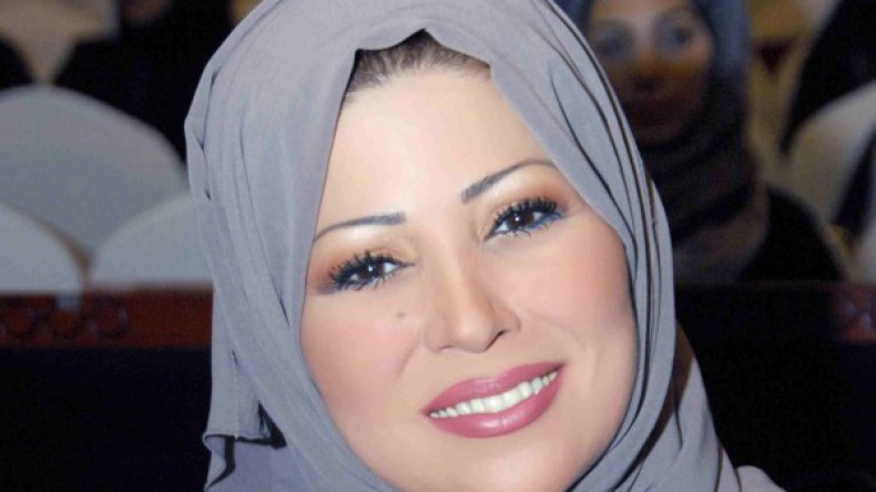 خديجة بن قنة في هجوم معاكس على الوزير تبون !!