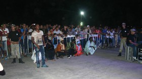 فنانون شباب “يلهبون” شواطئ تلمسان بسهرات فنية