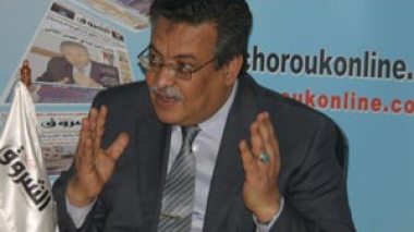 M.Abdelhadi Khaldi au forum d’Echorouk : le brouillon du FLN pour la révision de la constitution est confidentielle, elle n’est connue que de Belkhadem.