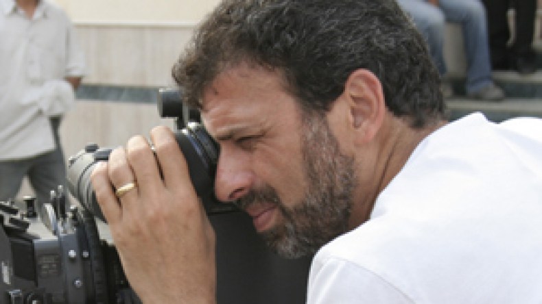 أخيرا.. “خالد يوسف” في سوق كان بعد مواجهة عاصفة مع النظام المصري