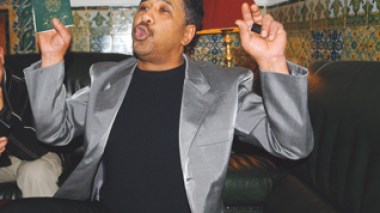 Algerian singer Khaled to Echourok: I long to visit Gaza and donâ€™t see any problem to sing with Israelis in charity concerts