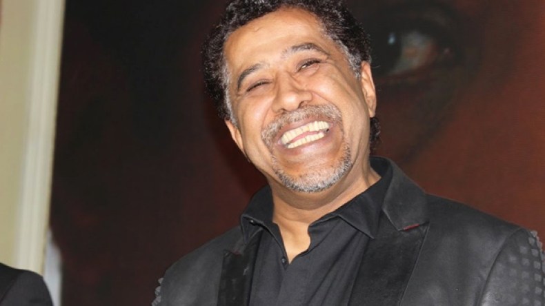 الشاب خالد خارج حسابات مجلة “فوربيس”.. وجمهور “الكينغ” غاضب!