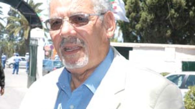 خالد نزار للشروق: الشاذلي “فلڤ البلاد وهرب”