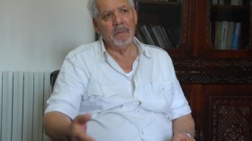 لم‮ ‬أستقبل‮ ‬أي‮ ‬جنرال‮ ‬في‮ ‬بيتي‮ ‬وطلقت‮ ‬المؤسسة‮ ‬العسكرية‮ ‬منذ‮ ‬سنوات