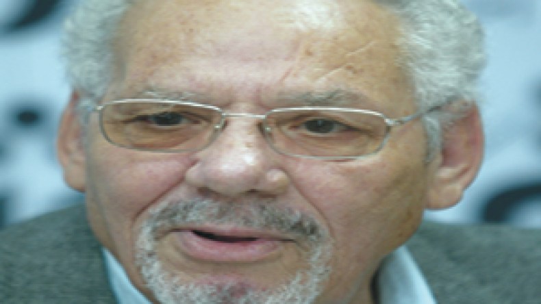 الجنرال‭ ‬المتقاعد‭ ‬خالد‭ ‬نزار‭ ‬قريبا‭ ‬إلى‭ ‬طاولة‭ ‬الحوار‭ ‬مع‭ ‬بن‭ ‬صالح