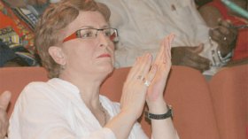 أصحاب الشركات المعنية بتنظيم حفلات “خمسينية الاستقلال” يشتكون وضعهم إلى وزيرة الثقافة