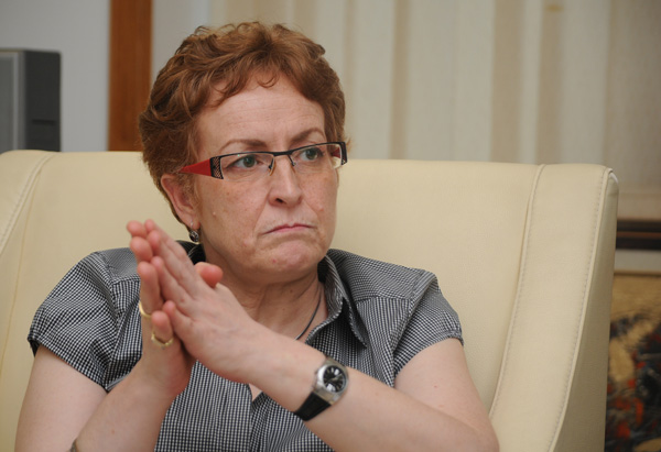 Algerian Intellectuals: “We cannot deny Khalida Toumi's efforts”