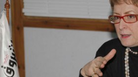 الوزارة تفتح تحقيقا وناشرون يطالبون بالاعتذار