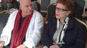 19 شخصية في قطب سياسي تنادي الرئيس: الجزائر في خطر