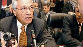 خليل يحمل الدول المستهلكة مسؤولية ربط أزمة الغذاء بلهيب أسعار البترول