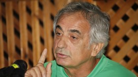 خاليلوزيتش يفقد شقيقه ويؤجل جولته الأوروبية