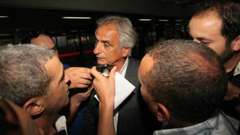 خاليلوزيتش: لا نشعر بأي ضغط وسأعتمد على مدافعين محوريين