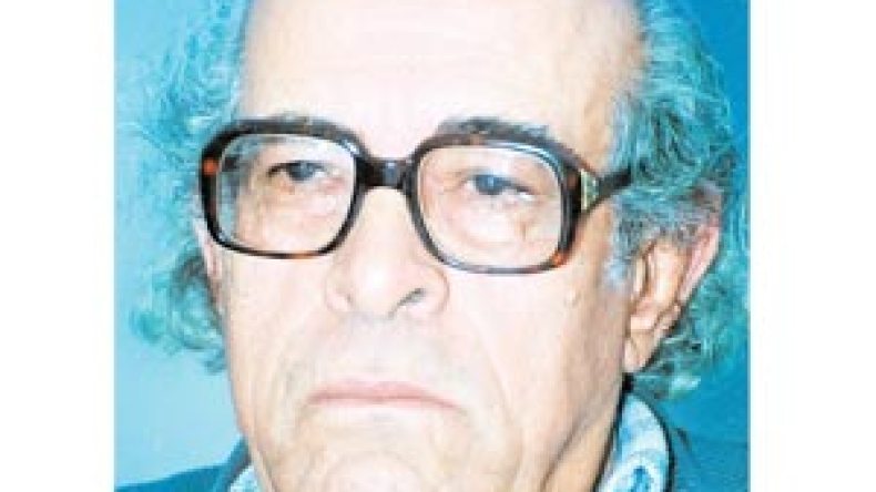 إدوار الخراط يفوز بجائزة ملتقى الرواية العربية