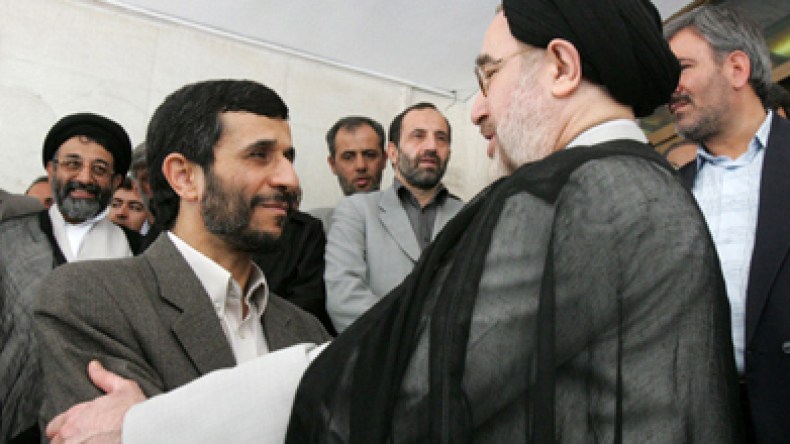 عودة خاتمي تهدد بتقويض سلطة نجاد