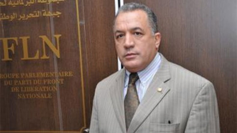نواب الأفلان يزكون برنامج حكومة سلال قبل عرضه في البرلمان