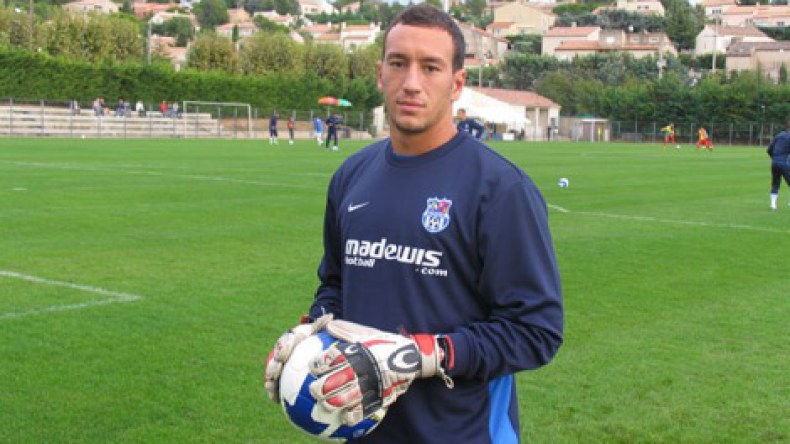 فيلود ينذر خذايرية ويجهز التشكيلة لمواجهة النجم الساحلي