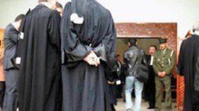 كتاب الضبط من 36 مجلسا قضائيا يتجمّعون بقصر العدالة عبان رمضان