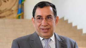 من هو عبد العزيز خلاف الذي عين مستشارا لتبون؟