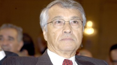 Bouteflika demande à Youssef Youssefi de réévaluer les projets de Chakib Khelil