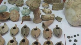 ضبط 28 قطعة أثرية معدة للتهريب بجبال خنشلة 