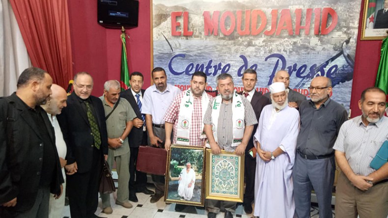 تكريم أول وزير للتجارة بعد الإستقلال