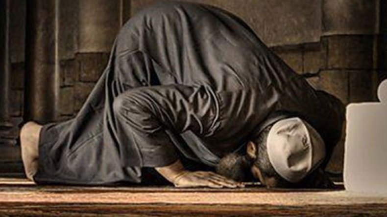 فرصتنا لنذوق حلاوة الخشوع