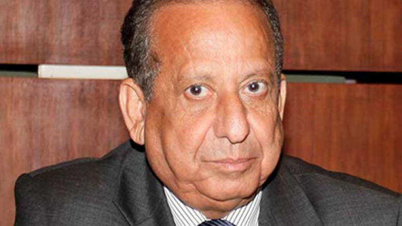 الوزير خمري يعود إلى منصبه قبل نهاية رمضان