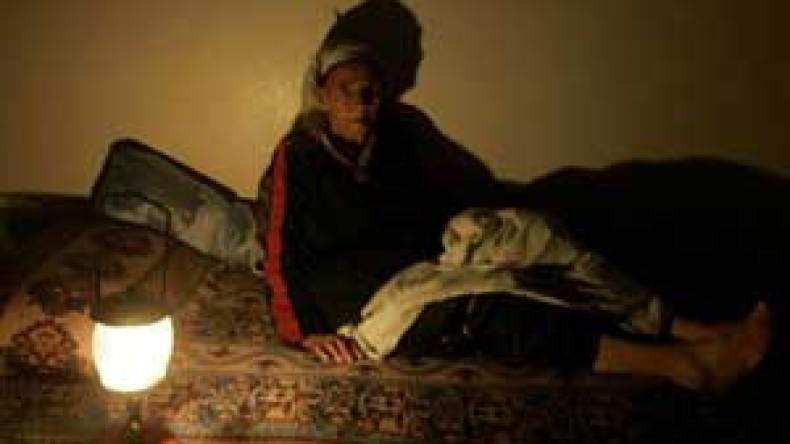 نقص إمدادات الوقود يهدد بانقطاع الكهرباء في قطاع غزة