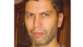 المختطفان شخصان متسامحان وندعو القاعدة إلى معاملتهما معاملة إنسانية