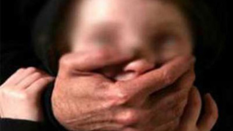 الطفلة “مونية” خرجت صباحا لتشتري الخبز فوقعت في يد خاطفها